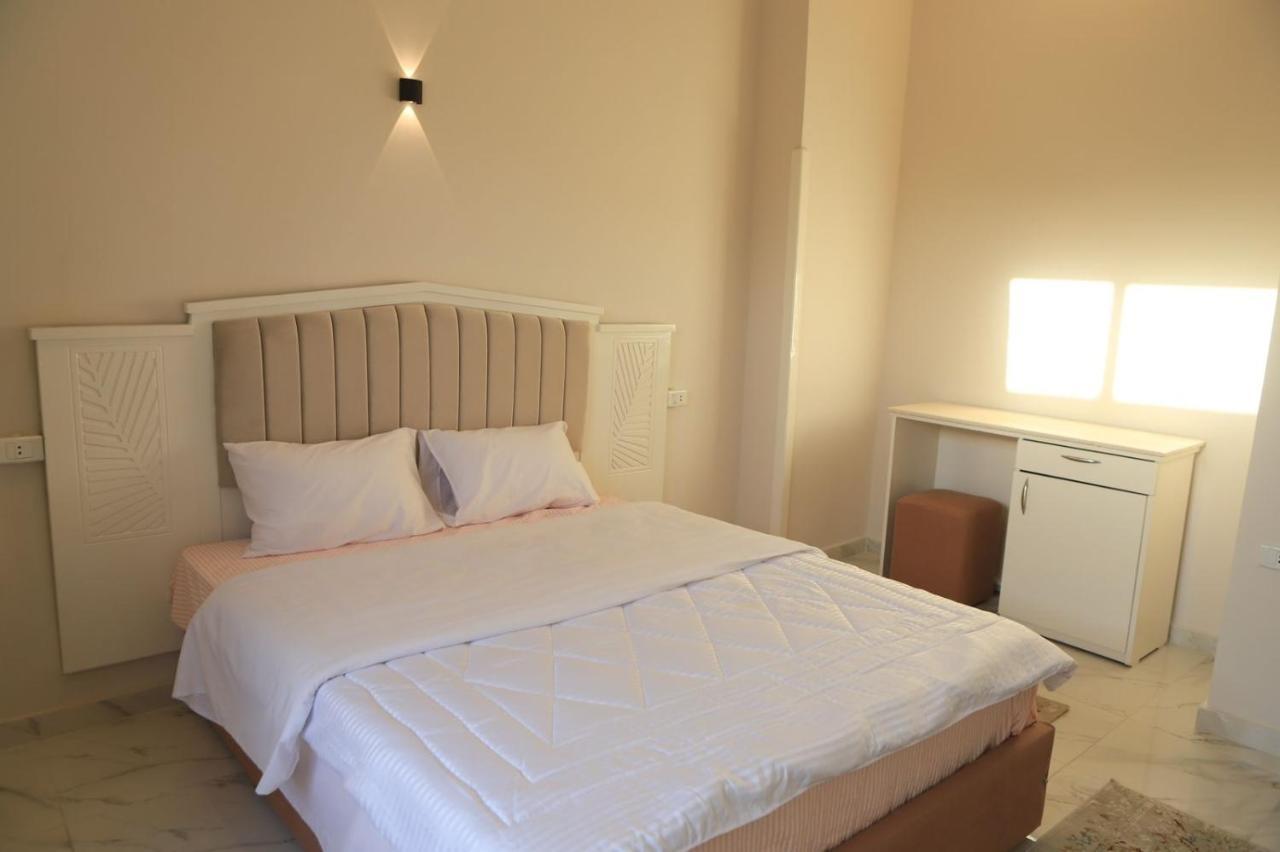 Royal Nile Villas - Pool View Apartment 2 Луксор Екстер'єр фото